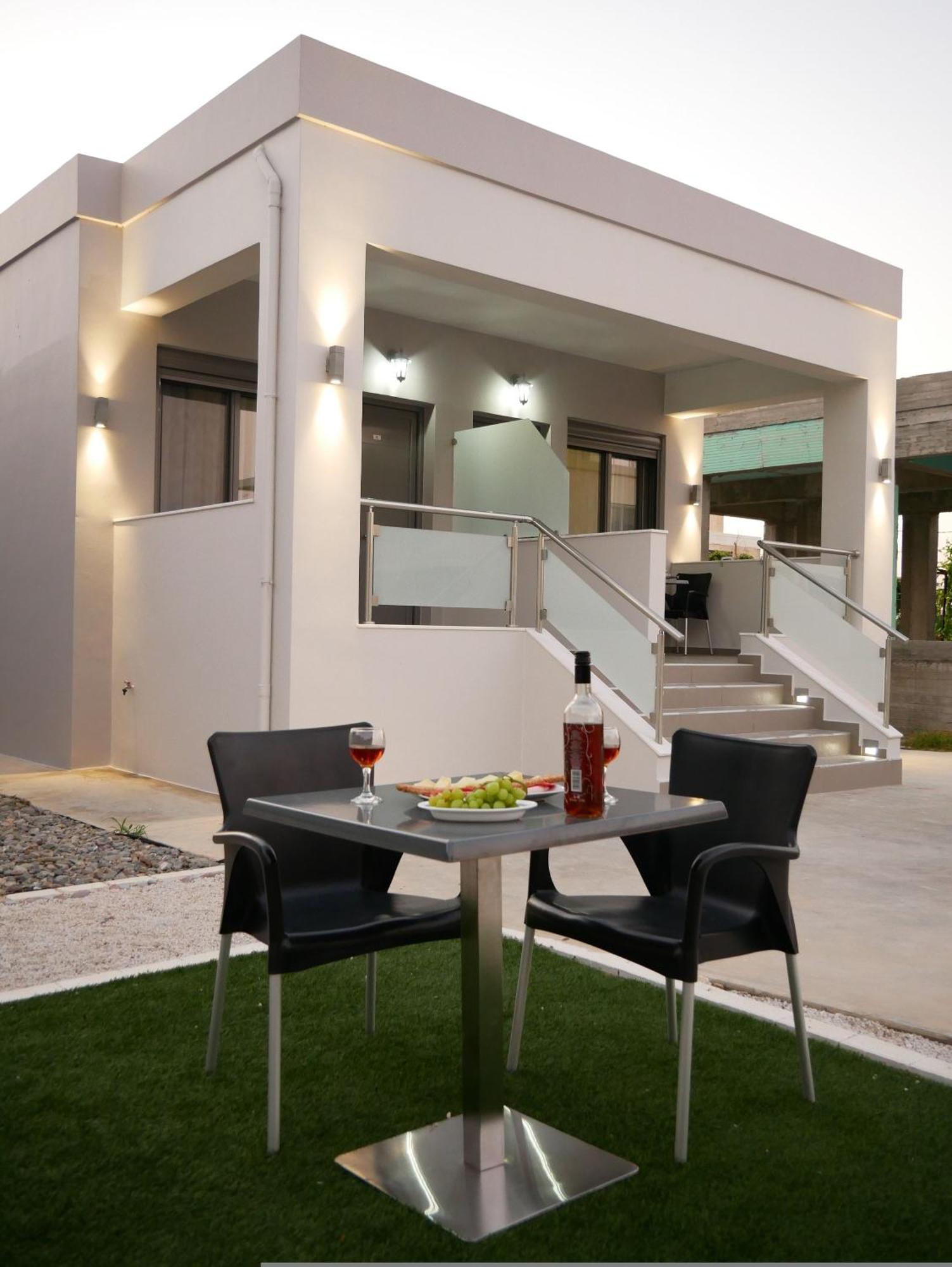 Erotokritos Studios Agia Marina المظهر الخارجي الصورة